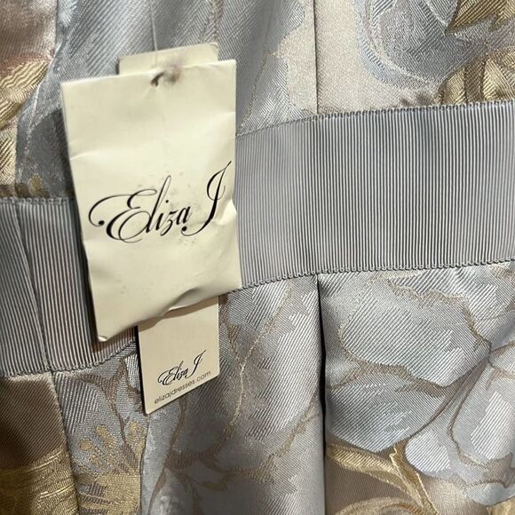 ELIZA J FLORAL JACQUARD FIT & FLARE NWT DRESS‎ SIZE 6 - Picture 9 of 10
